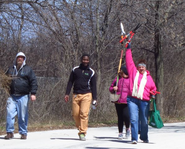 Earth Day of Service Volunteers Lend a Helping Hand