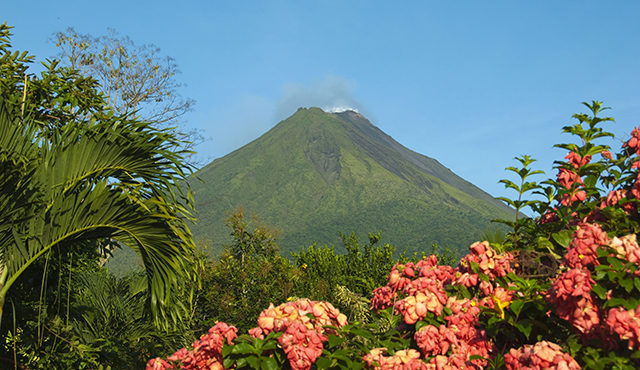 arenal volcano blog size