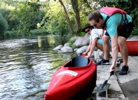 Paddling and portaging on the Milwaukee River